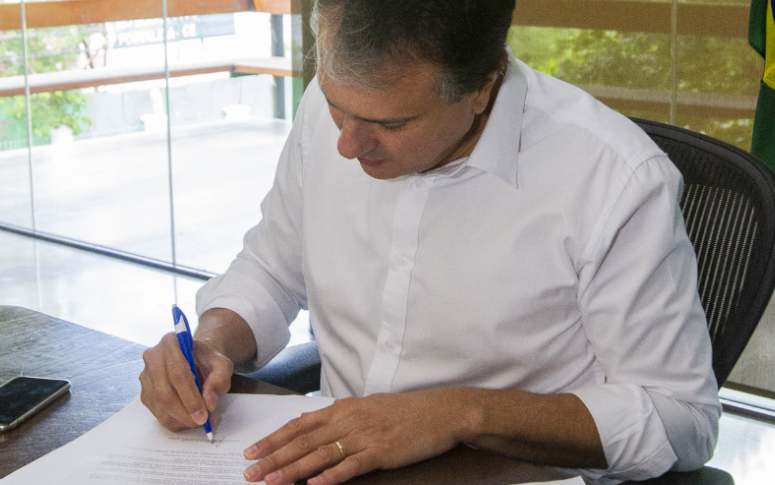 Governador assina decreto e institui logística reversa na administração pública estadual