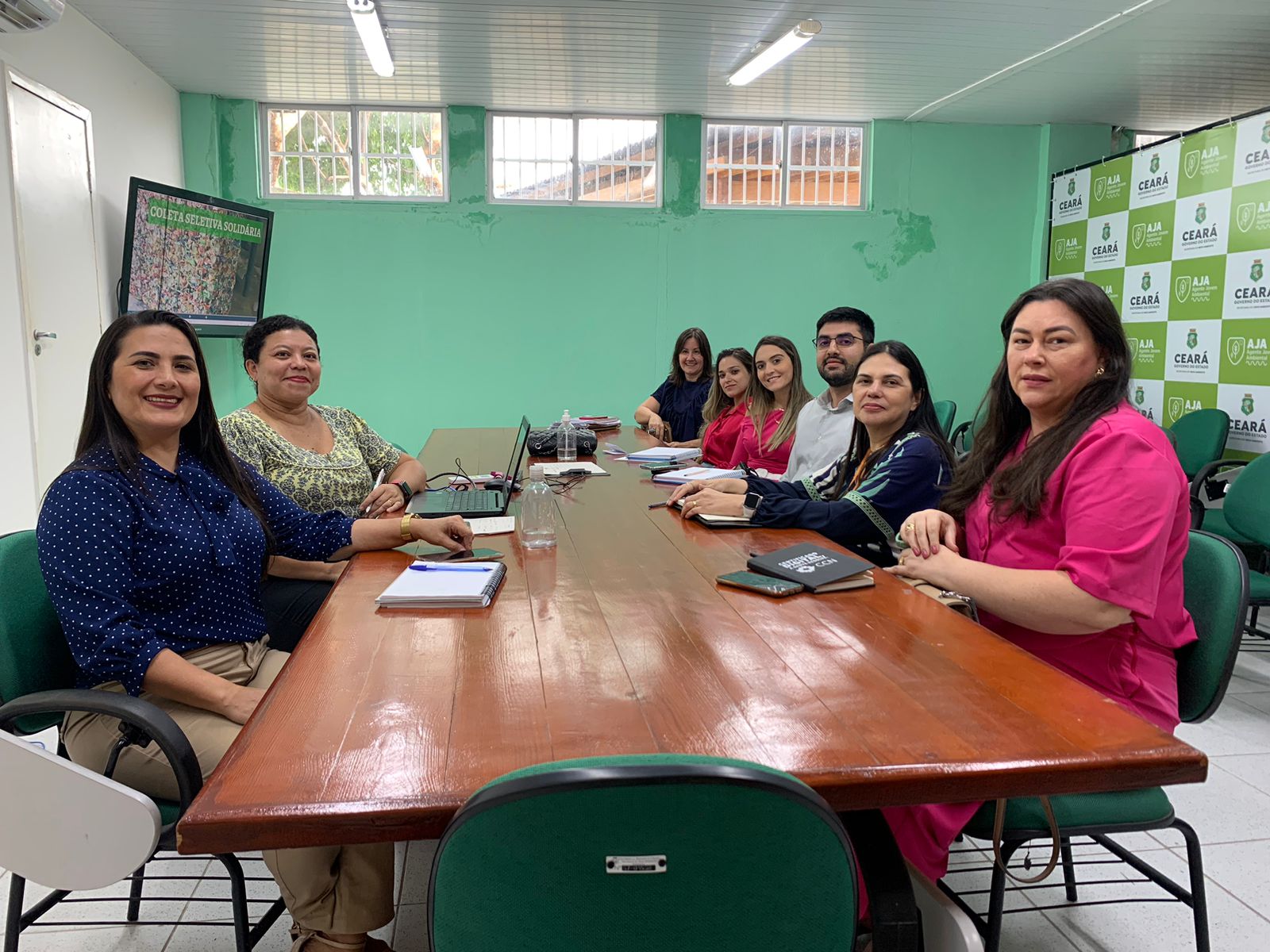 Seplag assina com a SEMA e a Socrelp termo de compromisso para adesão ao  programa Coleta Seletiva Solidária - Secretaria do Meio Ambiente