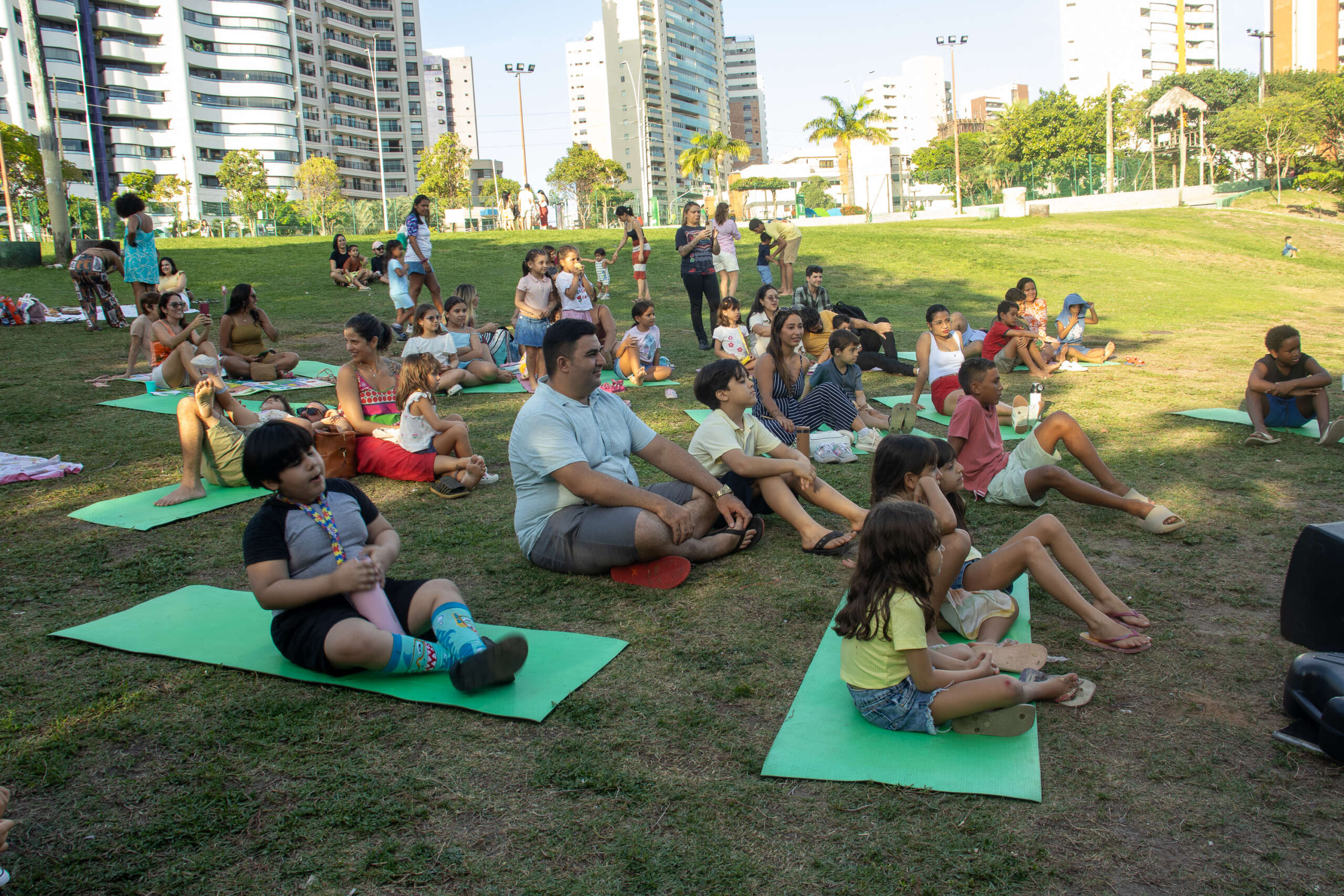 Vem pro Parque promove oficinas, cinedebate, práticas de bem-estar e espetáculo infantil no Parque do Cocó neste fim de semana
